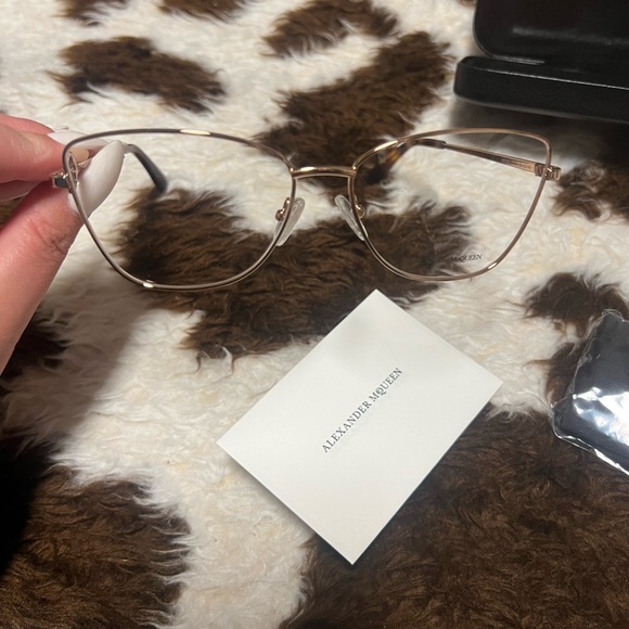 Brand new Alexander McQueen gold eye glasses - Picture 7 of 7